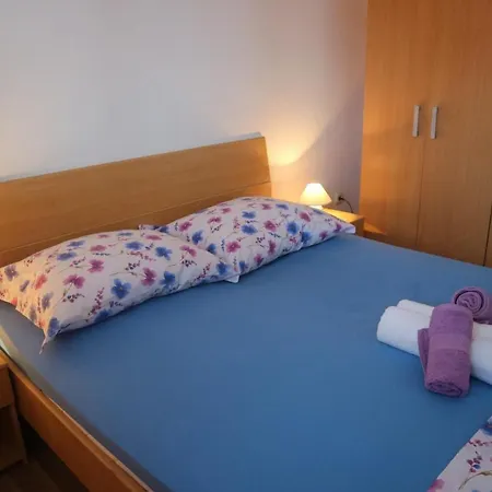 Apartment Loncarevic *