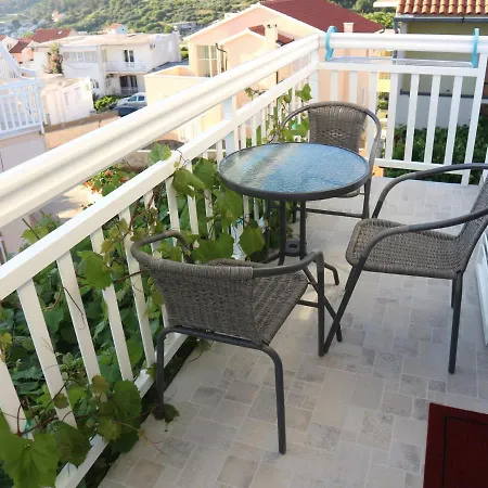 Loncarevic Apartment